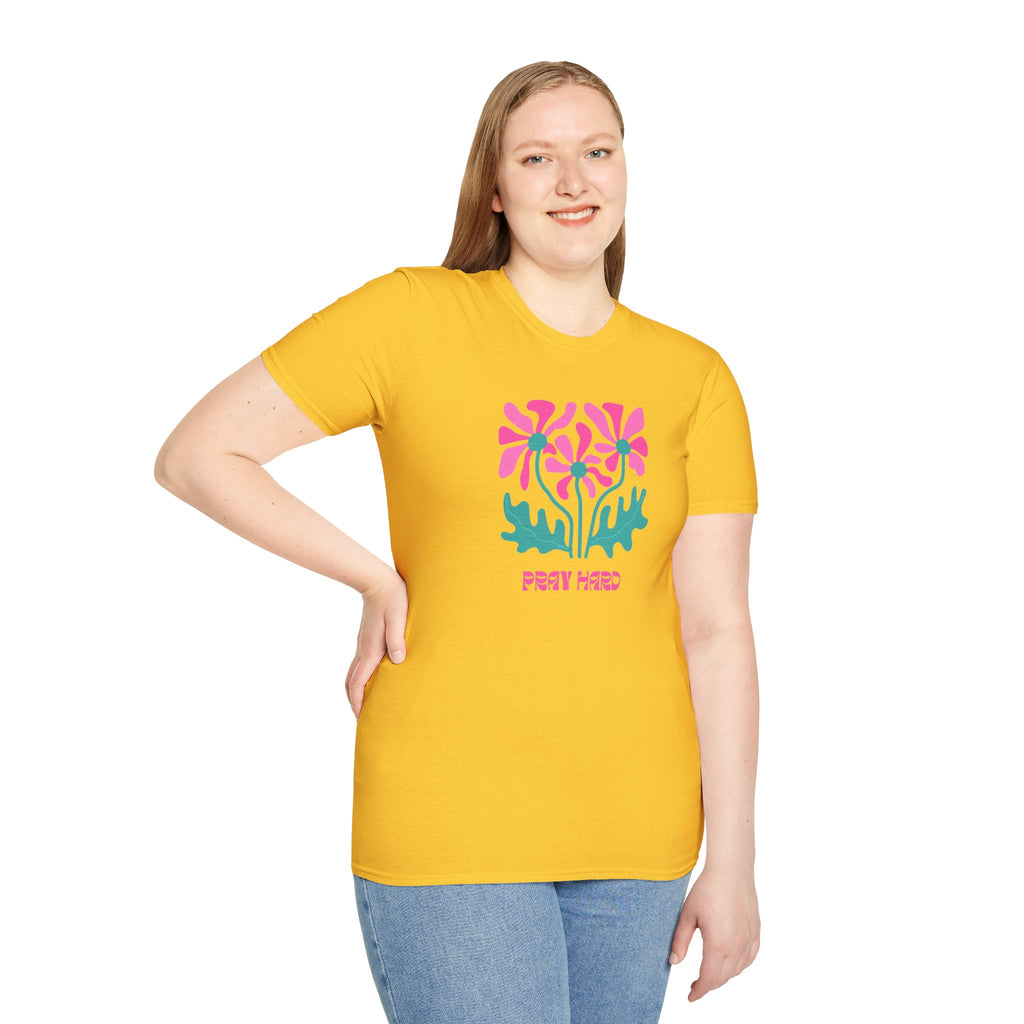Womens Soft Tee Relaxed pray hard