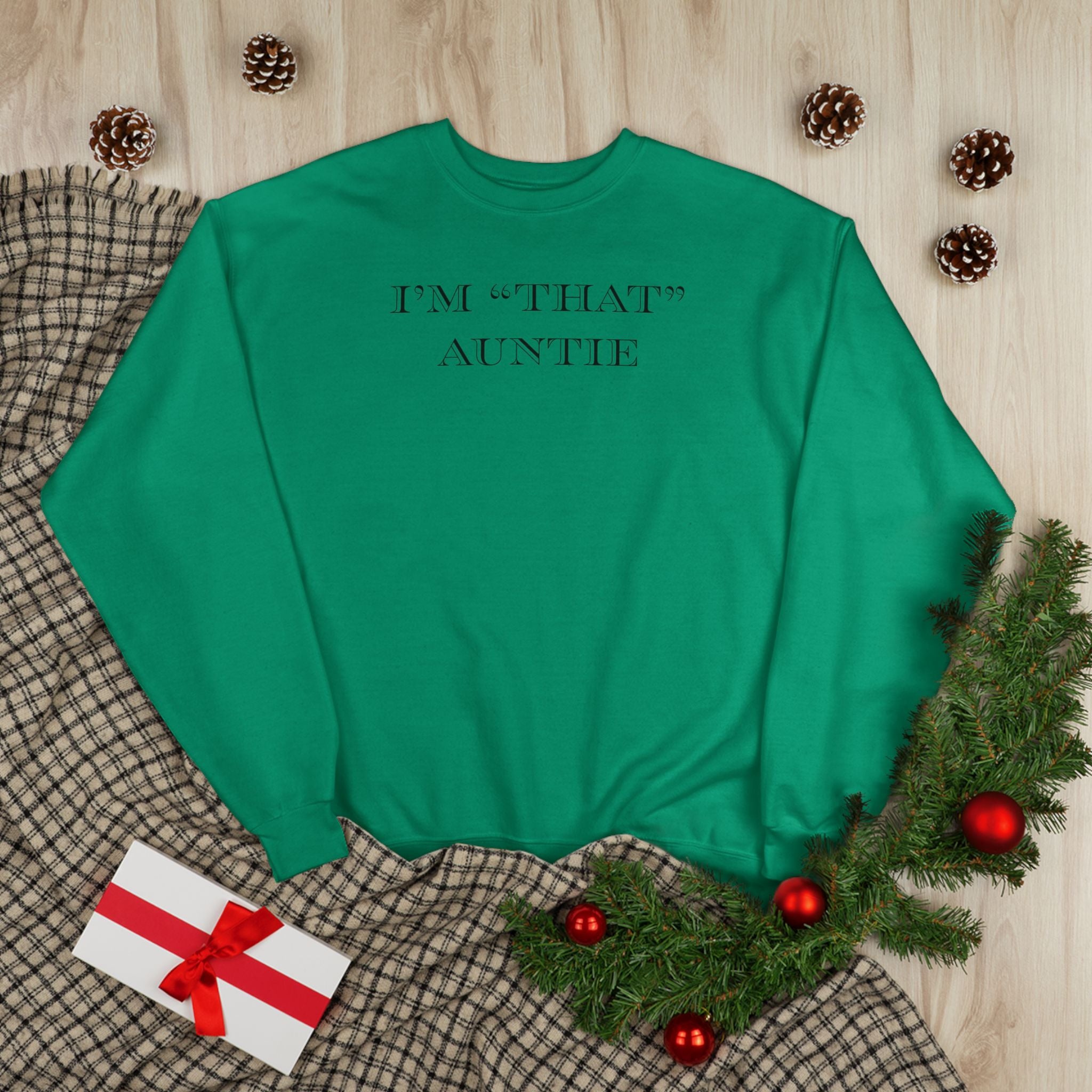Women's Relaxed Midweight Sweatshirt - I'm that Auntie
