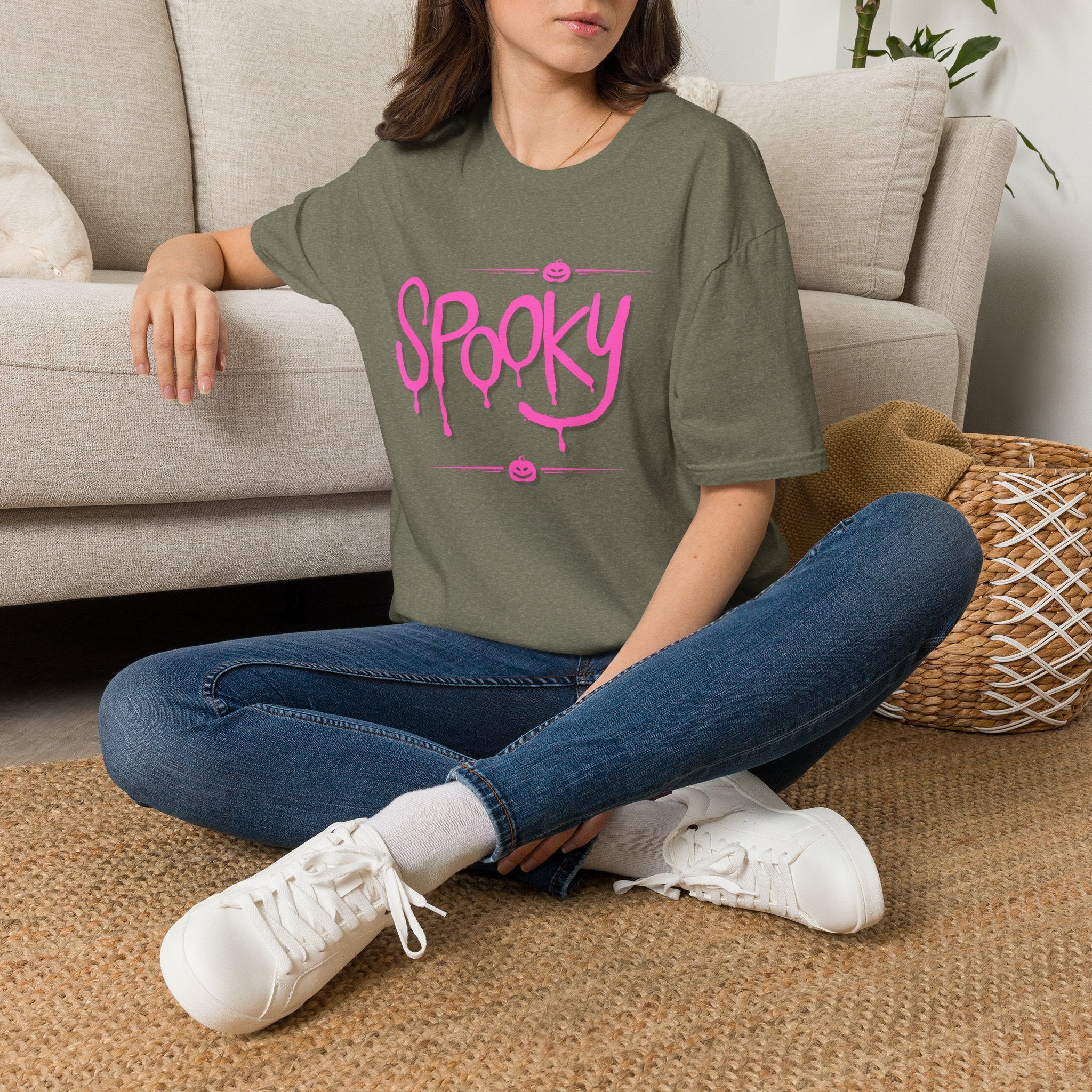 Womens Soft Tee Relaxed - Spooky Halloween Cute Tee