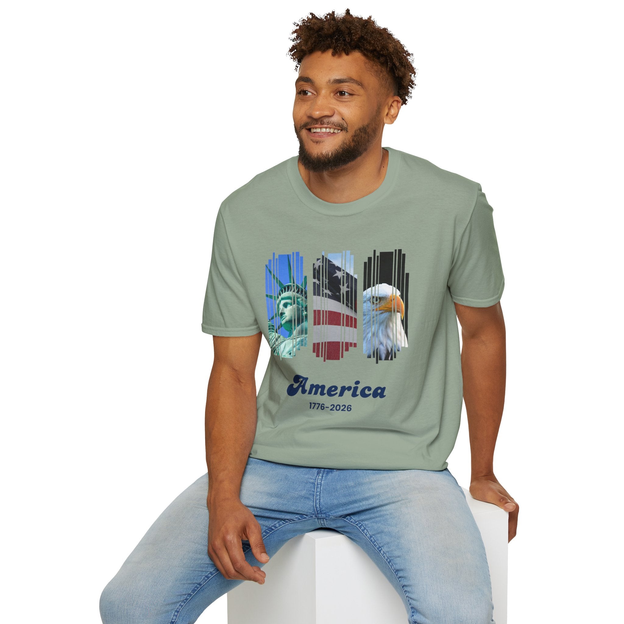 Relaxed Soft Tee - Men and Women - America