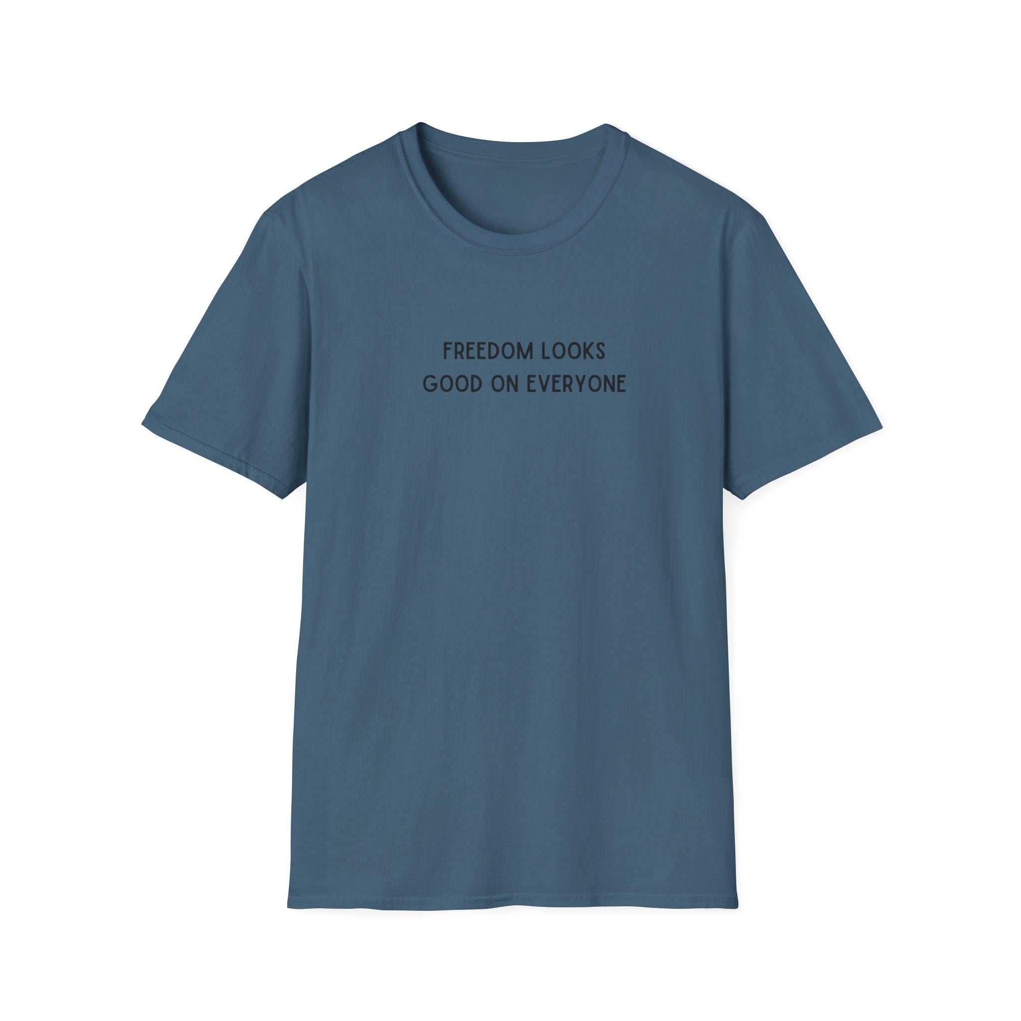Mens Super Soft Relaxed Tee - Freedom Looks Good
