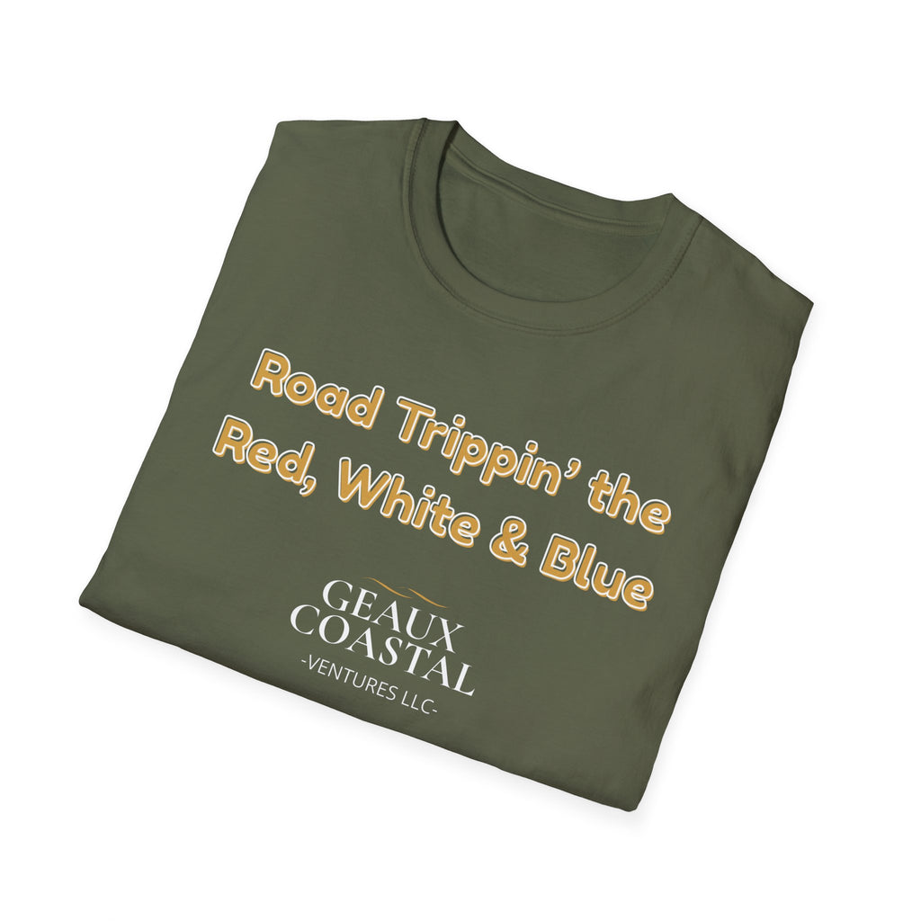 Men or Women Relaxed Soft Tee -  Road Tripping the USA